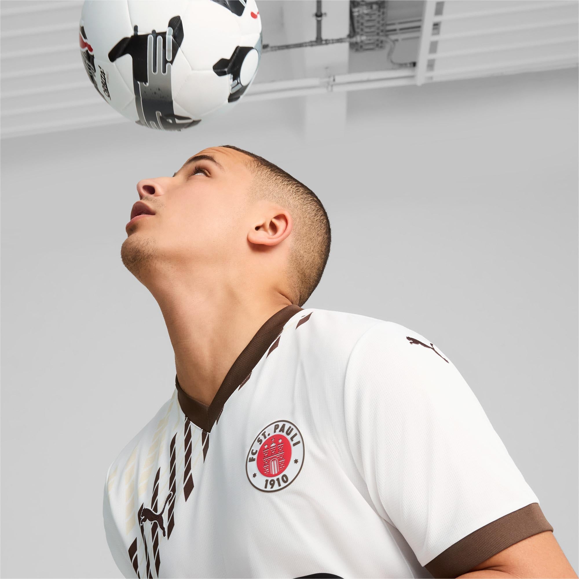 St Pauli 24/25 Away Football Shirt