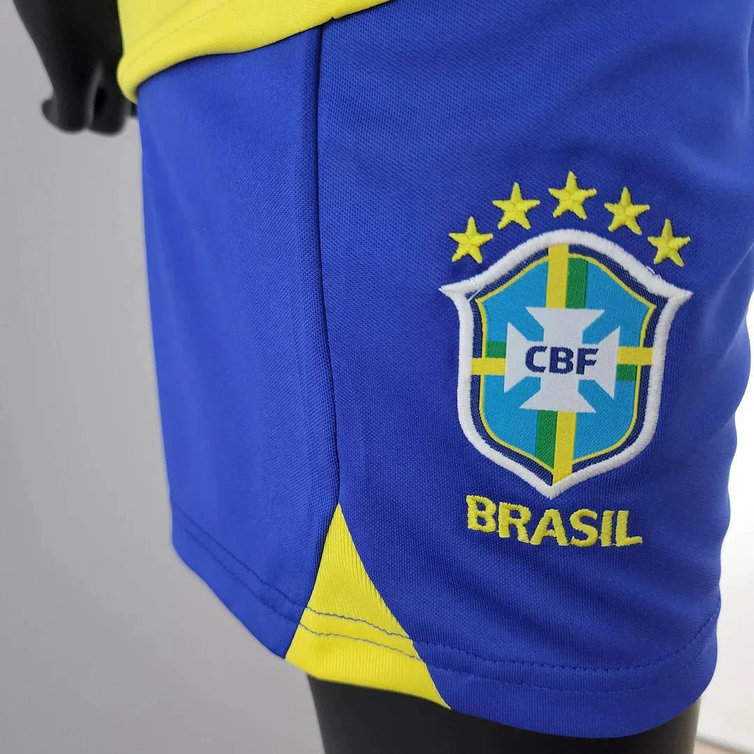 Brasilien 2022 Fußball-Heimset zur Fußballweltmeisterschaft (Trikot + Shorts)