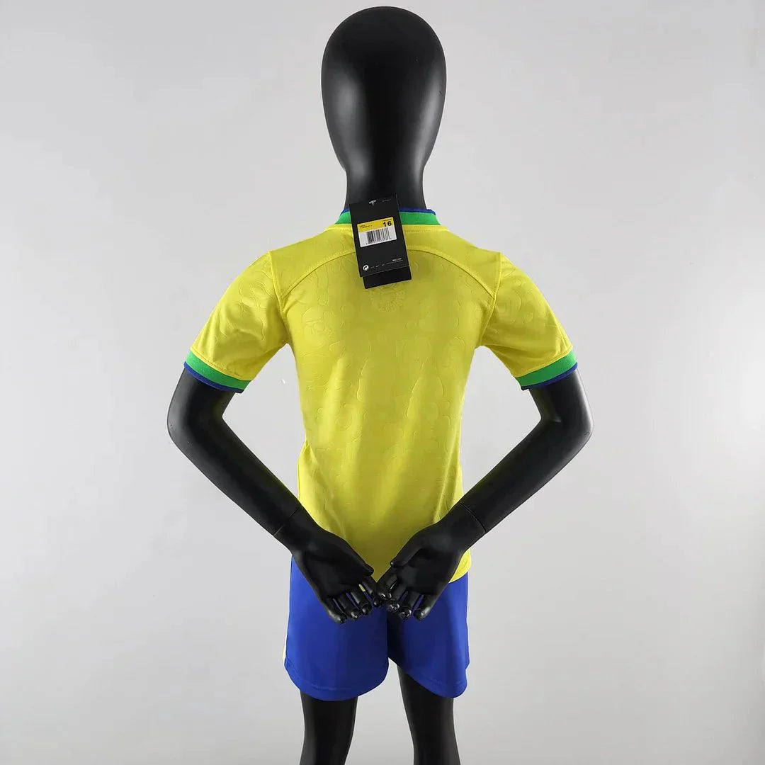 Brasilien 2022 Fußball-Heimset zur Fußballweltmeisterschaft (Trikot + Shorts)