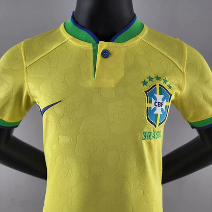 Brasilien 2022 Fußball-Heimset zur Fußballweltmeisterschaft (Trikot + Shorts)