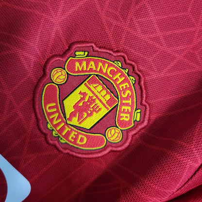 2023/2024 Manchester United Heimfußballset (Trikot + Shorts)