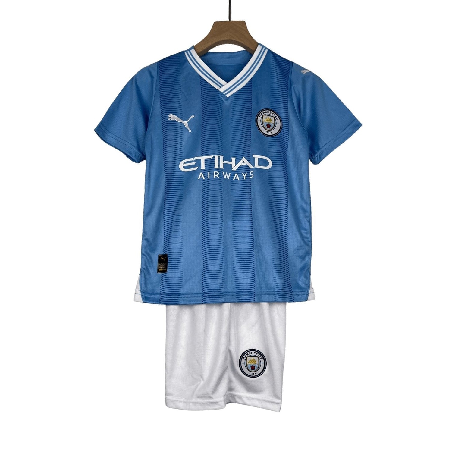 23/24 Sky Blues home kids kit