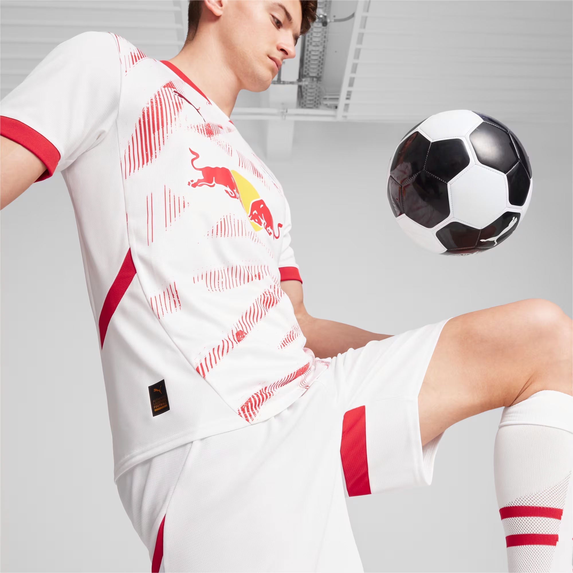 RB Leipzig 24/25 Home Football Shirt