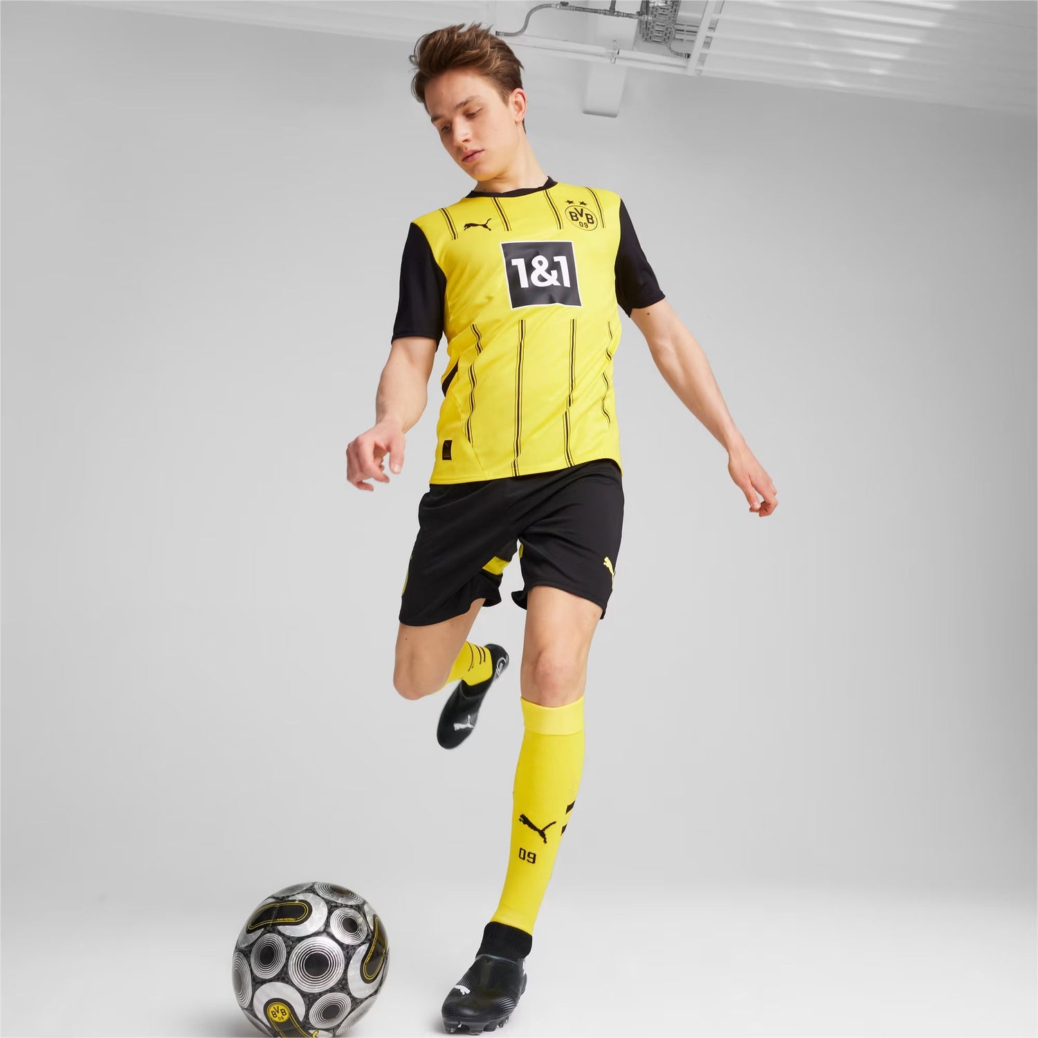 Borussia Dortmund 24/25 Home Football Shirt