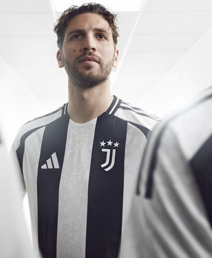 JUVENTUS 2024/25 HOME SHIRT