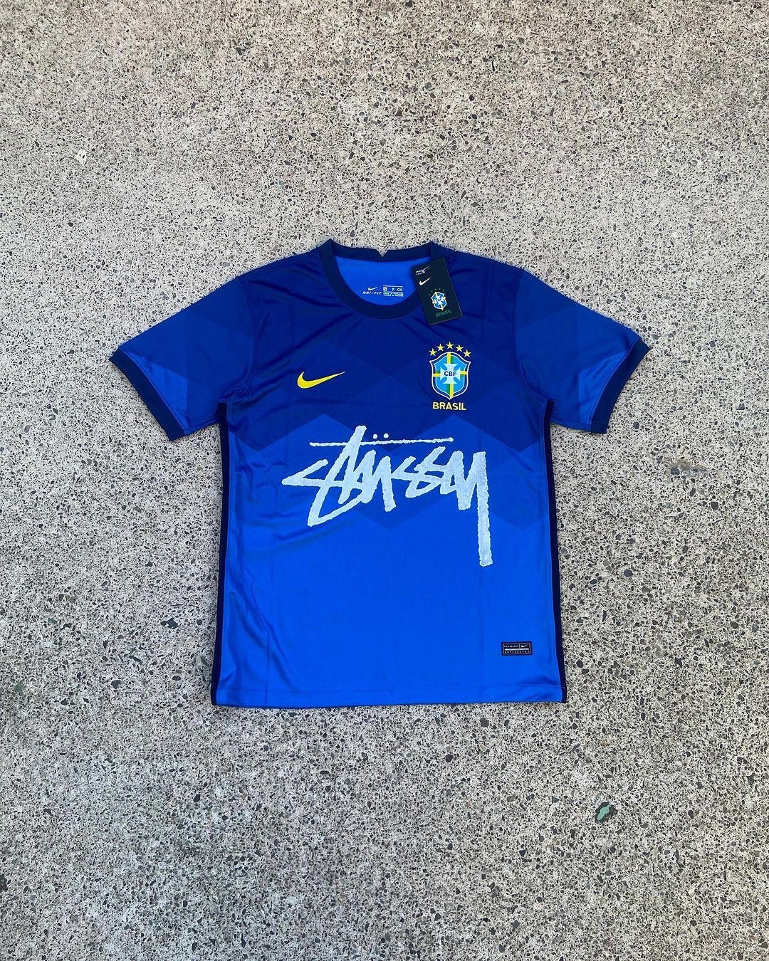 BRASILIEN x STUSSY LIMITIERTE EDITION