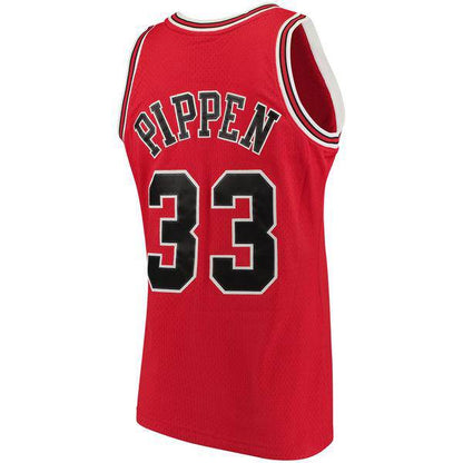 Mens Chicago Bulls Scottie Pippen Mitchell &amp; Ness Red 1997-98 Hardwood Classics Swingman Jersey